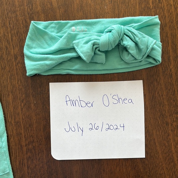 Kyte baby sleeveless romper and bow - Picture 2 of 3